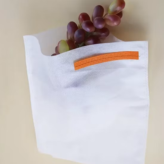 UV Treated PP Nonwoven Fabric for Fruit Cover, Banana Bag Agricultural Products